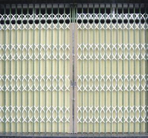 Iron loading door 02