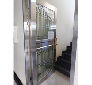 Iron door 20